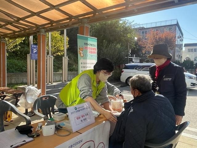 6검단건강생활지원센터,_원당동서_‘찾아가는_이동_건강체험관’_운영__(1).jpg 이미지