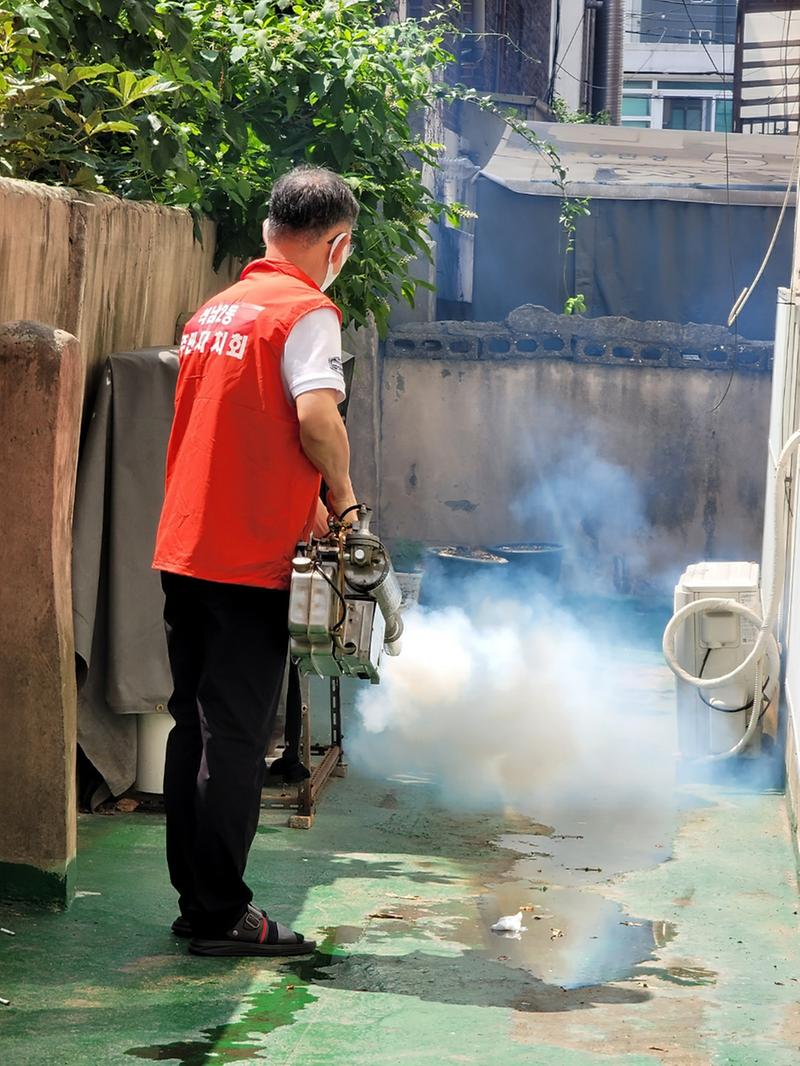 7석남2동_주민자치회,_‘깔끔이_봉사’_자치사업_추진_나서__(2).jpg 이미지