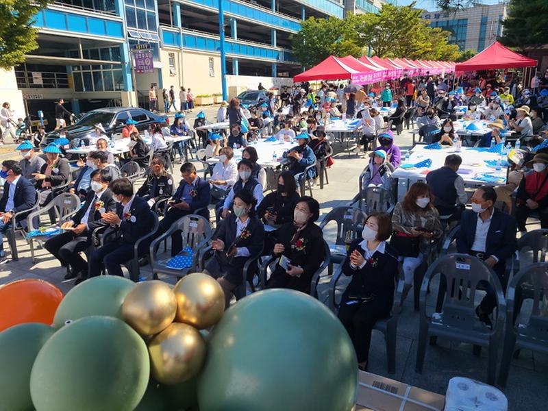 7연희동_주민자치회,_제3회_주민총회와_주민들_축제_한마당_성료__(1).jpg 이미지