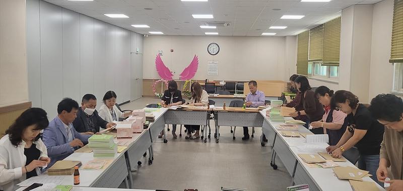 11검단동_지역사회보장협의체,_‘복지_사각지대_발굴’_홍보_나서__(2).jpg 이미지