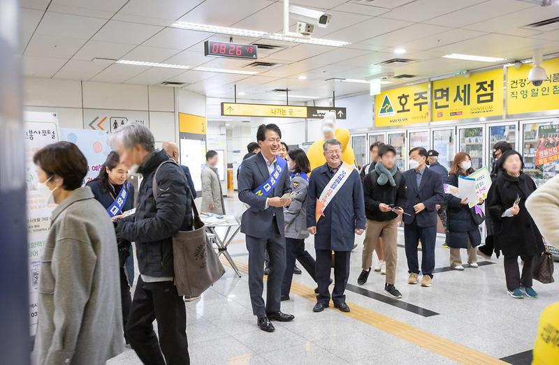 1인천_서구,_아동학대_예방_캠페인_실시(2).jpg 이미지