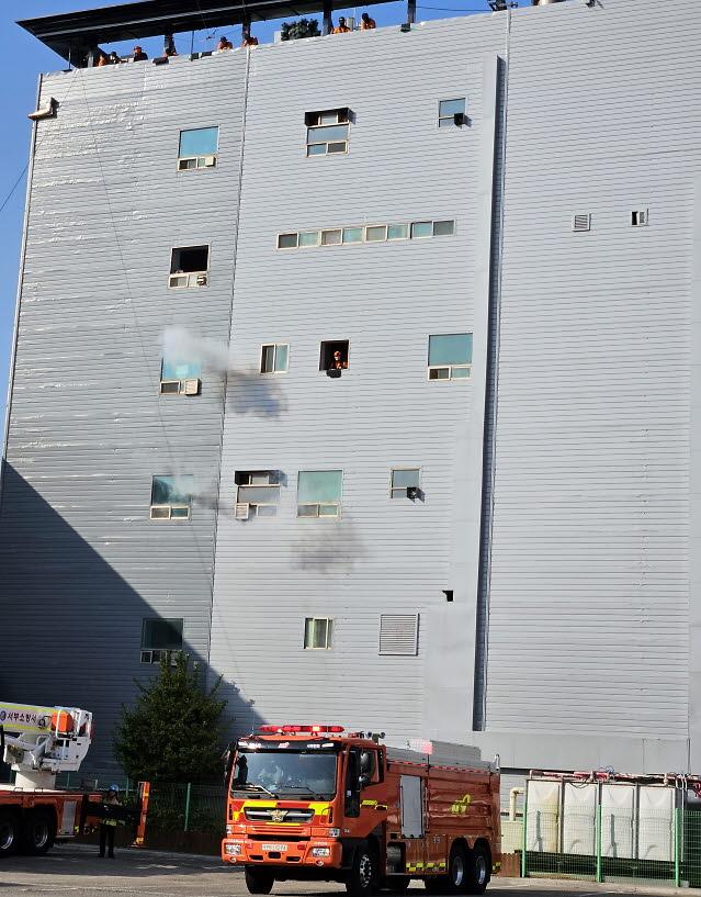 1인천_서구,_재난대응_안전한국훈련으로_복합재난_대비(2).jpg 이미지
