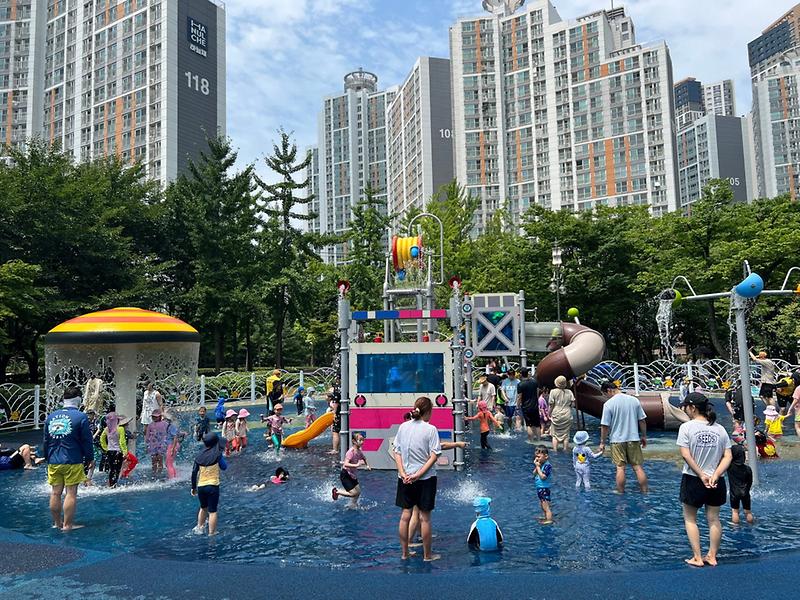 1서구,_8월27일까지_공원_물놀이장_운영_원신근린공원_물놀이장.jpg 이미지