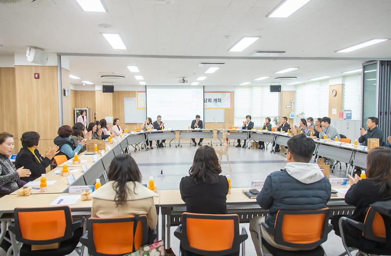 1서구,_치매안심마을_5개동_연합_간담회_개최(1).jpg 이미지