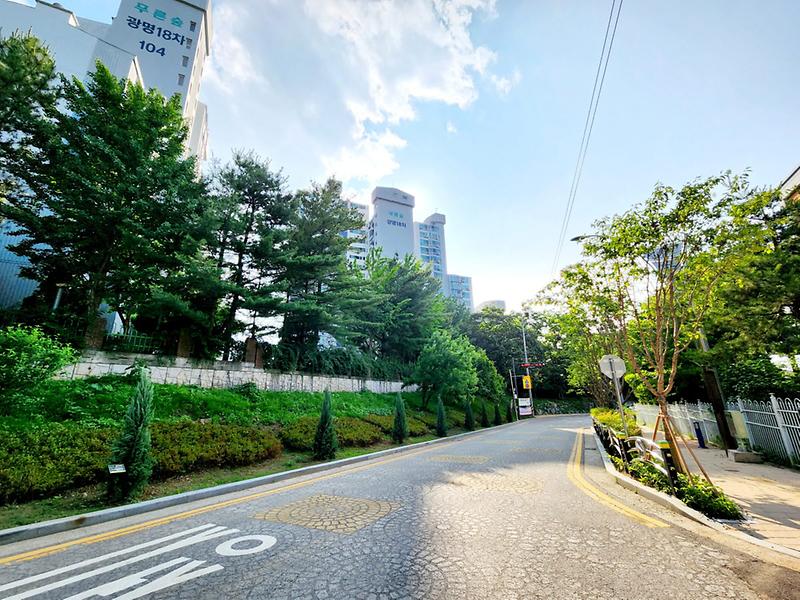 1서구,_가원초·공촌초_두_곳에_‘자녀안심_그린숲’_조성_공촌초.jpg 이미지