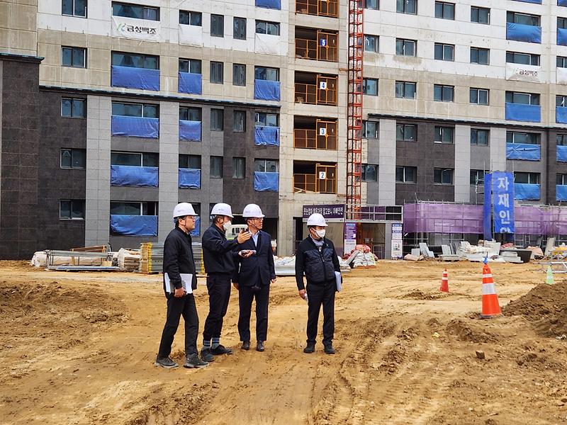 1서구,_해빙기_맞아_주택건설사업_현장_안전점검_.jpg 이미지