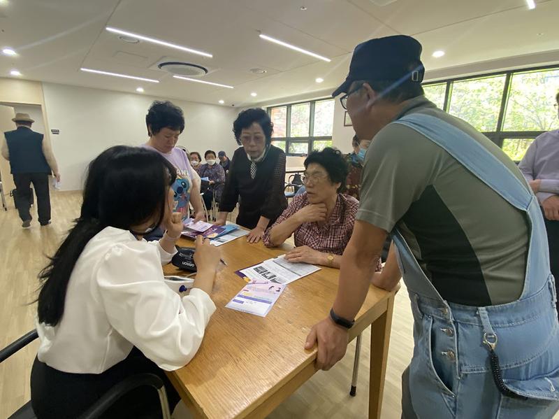 3가정1동,_경로당_10곳_방문해_‘찾아가는_건강교육’__(2).jpg 이미지