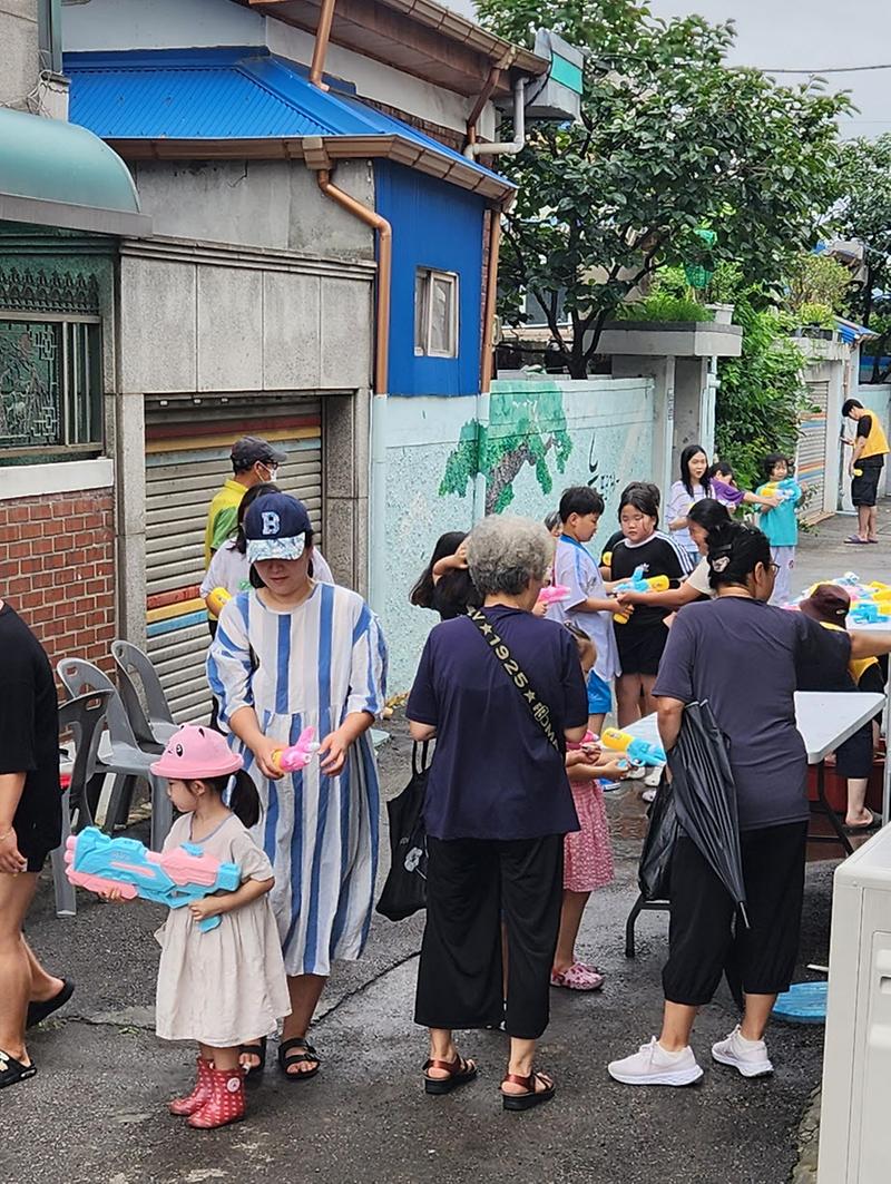 4골목형상점가_‘꿈꾸는_건지골’,_‘썸머페스티벌’_공동마케팅_축제_성료__(1).jpg 이미지