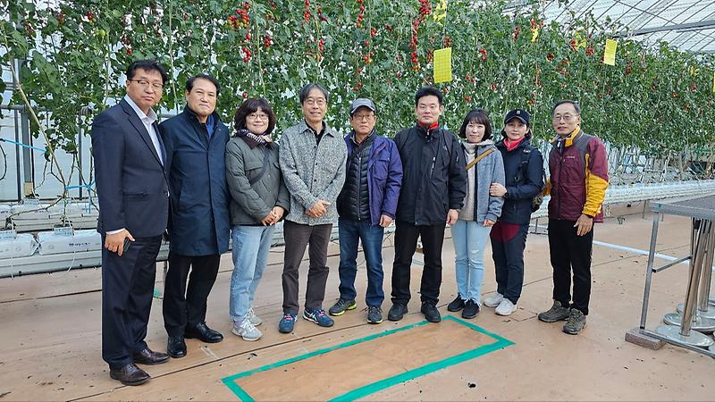 5청라1동_주민자치회,_강감찬_도시농업센터_스마트팜_견학(1).jpg 이미지