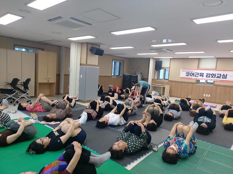 5가재울건강생활지원센터,_‘코어근육_강화교실’_12주_과정_운영_.jpg 이미지