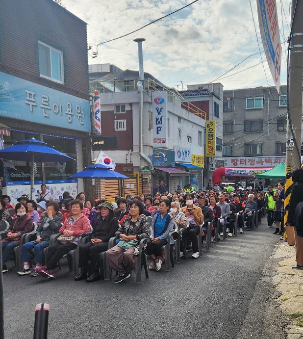 6신현회화_골목형_상점가_골목형상점가_공동마케팅_축제_개최(3).jpg 이미지