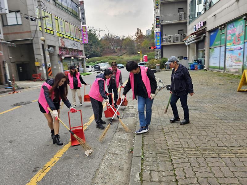 8원당동,_클린업데이_및_환경사랑_캠페인_실시(2).jpg 이미지