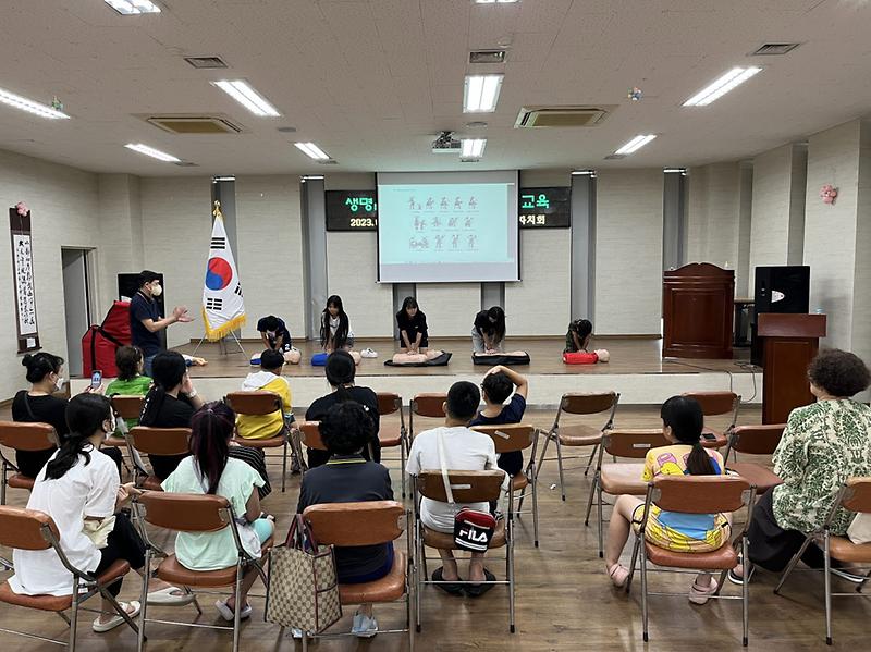가좌1동_주민자치회_심폐소생술_교육(2).jpg 이미지