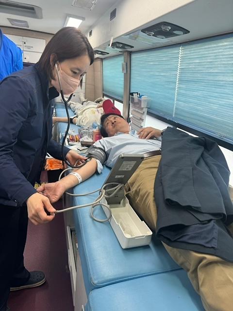 1『제8회_지역주민과_함께하는_사랑의_헌혈』_행사_개최(2).jpg 이미지