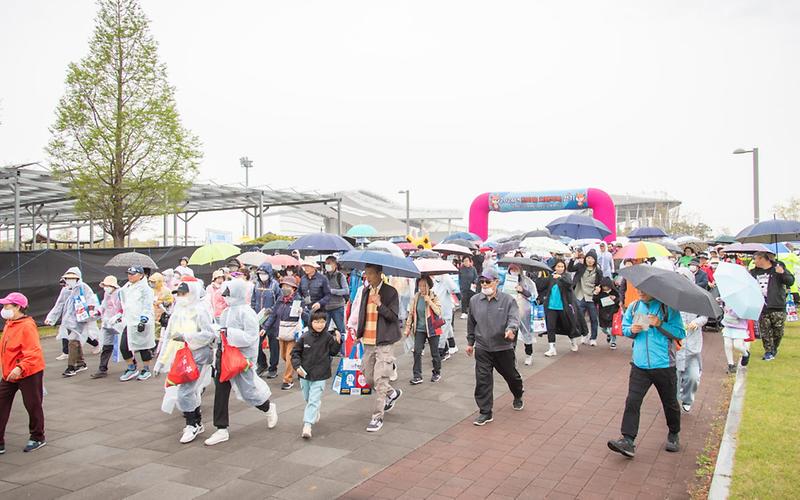 2서구,_봄비_즐기며「2024_한마음_치매극복_걷기행사」성료(3).jpg 이미지