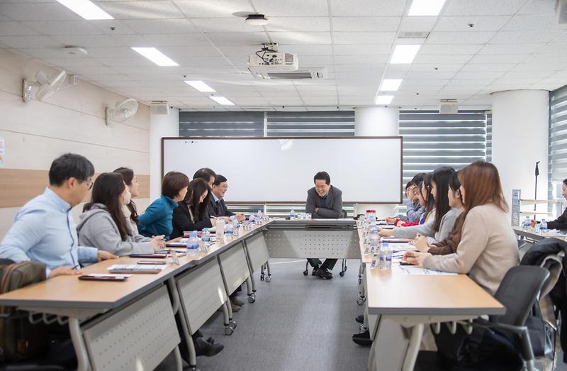 3인천_서구,_구립도서관_운영_관계자_간담회_개최(1).jpg 이미지