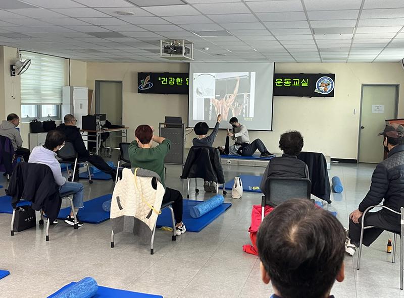 3서구,_건강한_일상생활을_위한_뇌졸중_운동프로그램_운영(1).jpg 이미지