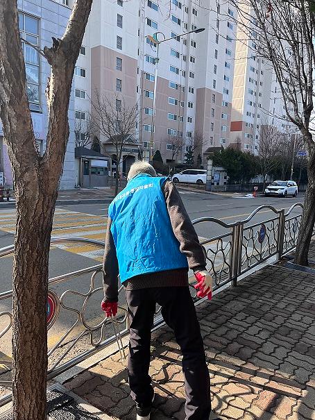 5불로대곡동_2024년_새봄맞이_대청결운동_실시(2).jpg 이미지