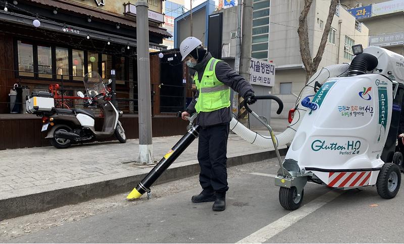 5인천_서구,_친환경_노면_진공청소기_도입(2).jpg 이미지