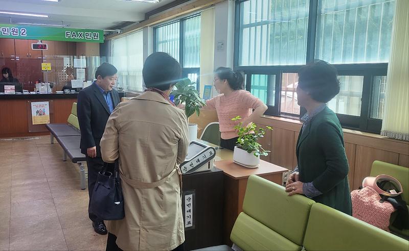 5인천서구자원봉사센터_석남1동_동_자원봉사센터_순회간담회_개최(2).jpg 이미지