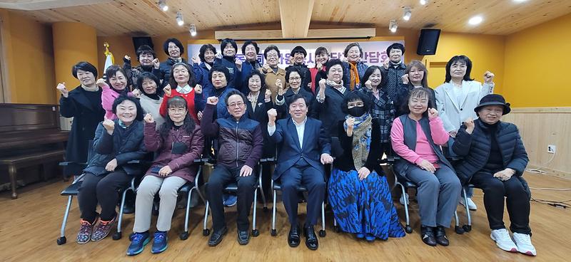 5서구자원봉사센터_동_자원봉사_상담가_간담회_개최(1).jpg 이미지
