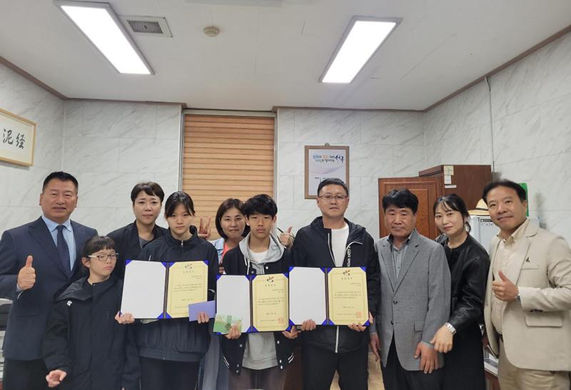 9불로대곡동_체육회,_체육_특기_장학생_장학금_전달(2).jpg 이미지