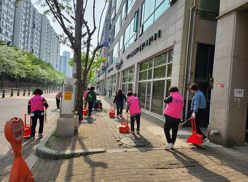 9원당동,_4월_클린업데이_환경정비_실시(2).jpg 이미지