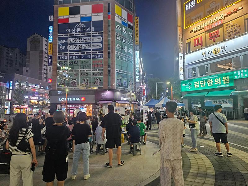 7._공연장을_벗어나_일상으로…_문화가_먼저_찾아간다_1.jpg 이미지