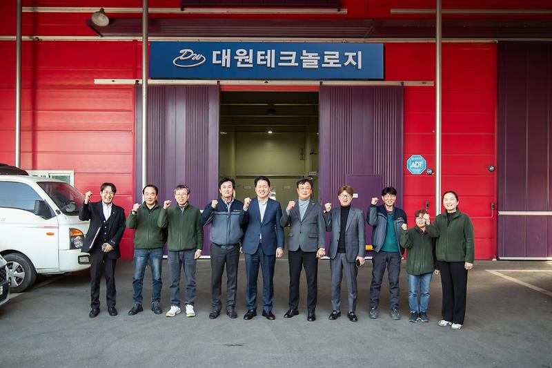 1._인천_서구,_현장에서_‘답을_찾는’_기업인_간담회_개최..._현장_중심_소통_강화_(1).jpg 이미지