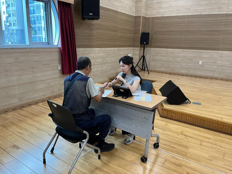 3._인천_서구_치매안심센터__노인복지시설_협력_치매조기검진_실시2.jpg 이미지