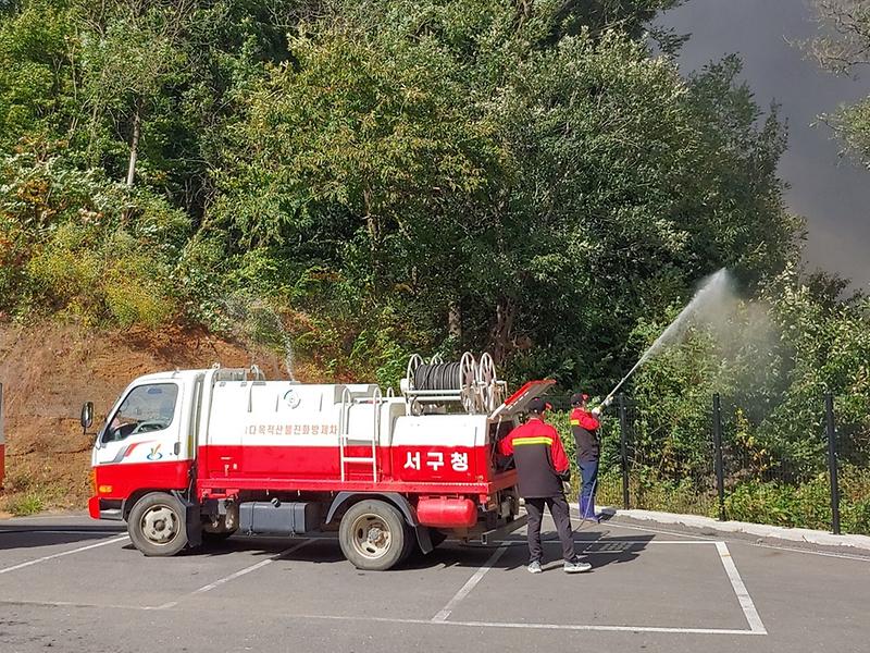 5._인천_서구,_대형산불_예방_선제_대응..._취약지_예비주수_실시.jpg 이미지