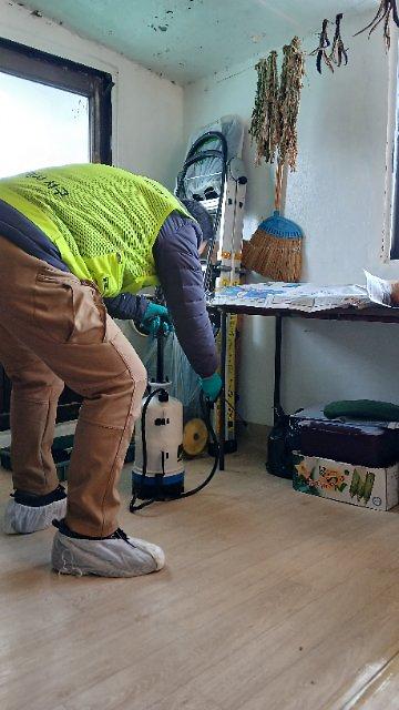 6._인천_서구,_취약계층_‘찾아가는_방문방역사업’_연중_운영..._집으로_찾아가는_방역_서비스_1.jpg 이미지