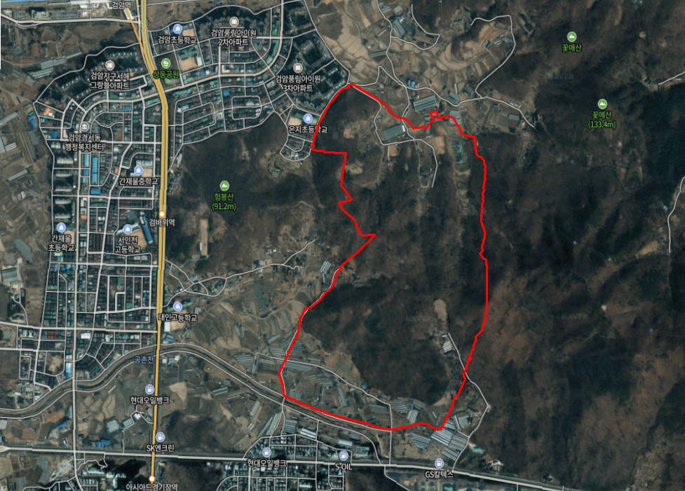 검암공촌2지구 항공사진에서 검암공촌2지구 사업구역(검암동 9-3 및 공촌동 1번지 일원(255필지, 831,343m2)) 빨간 라인으로 표시