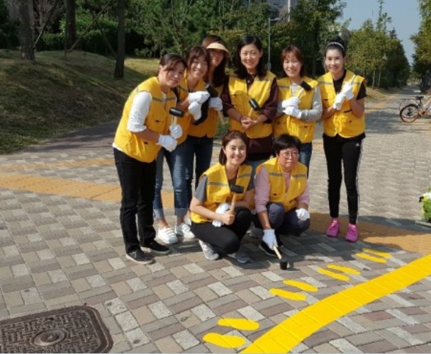 노란발자국 사진2